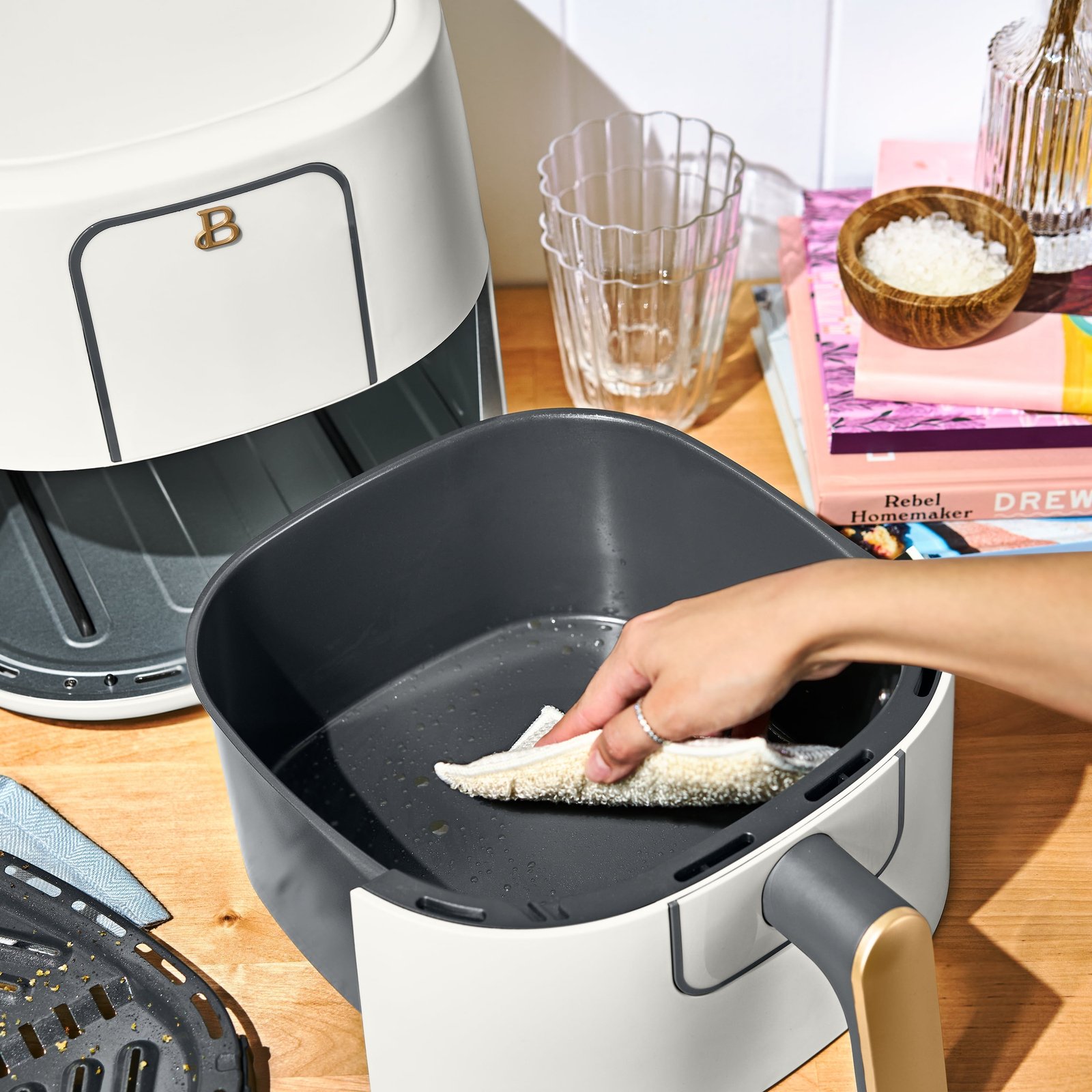 Beautiful 6qt Air Fryer with TurboCrisp Technology, EverGood Ceramic Nonstick Coating, White Icing by Drew Barrymore